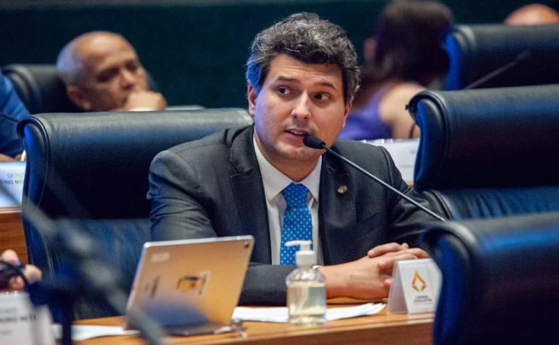 Deputado Eduardo Pedrosa fortalece segurança na capitalização do BRB com emendas na Comissão de Orçamento