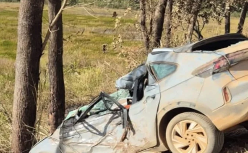 Mulher de 70 anos morre após carro atingir árvore em Formosa