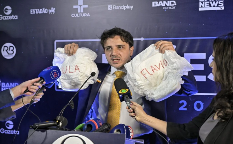 Toffoli suspende parte da campanha digital de Renan Santos, veta repasses de recursos e ida a debates